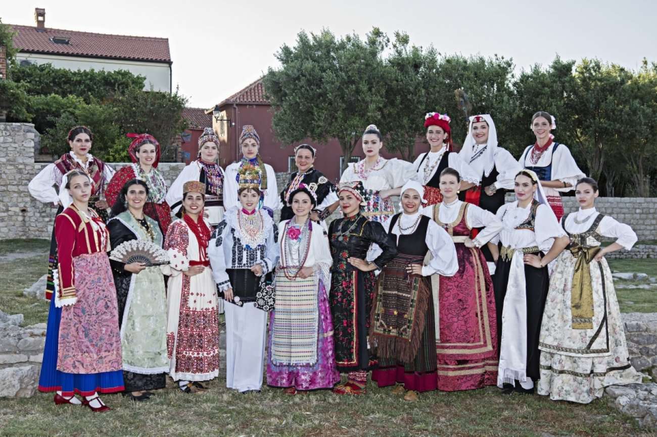 5. srpnja 2022. - Revija hrvatske tradicijske odjeće u Biogradu na Moru
