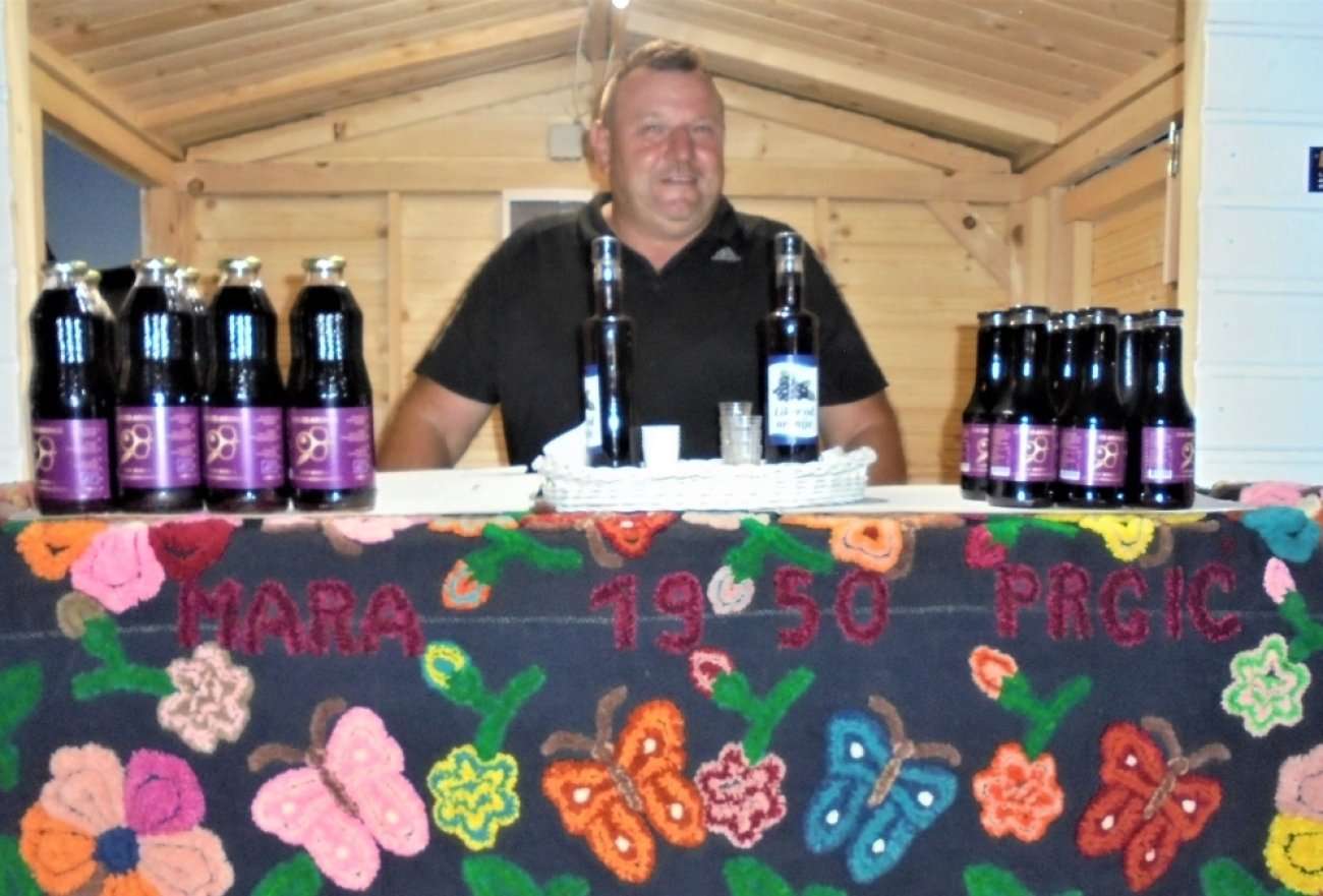 Ponuda domaćih proizvoda u Centralnom gradskom parku