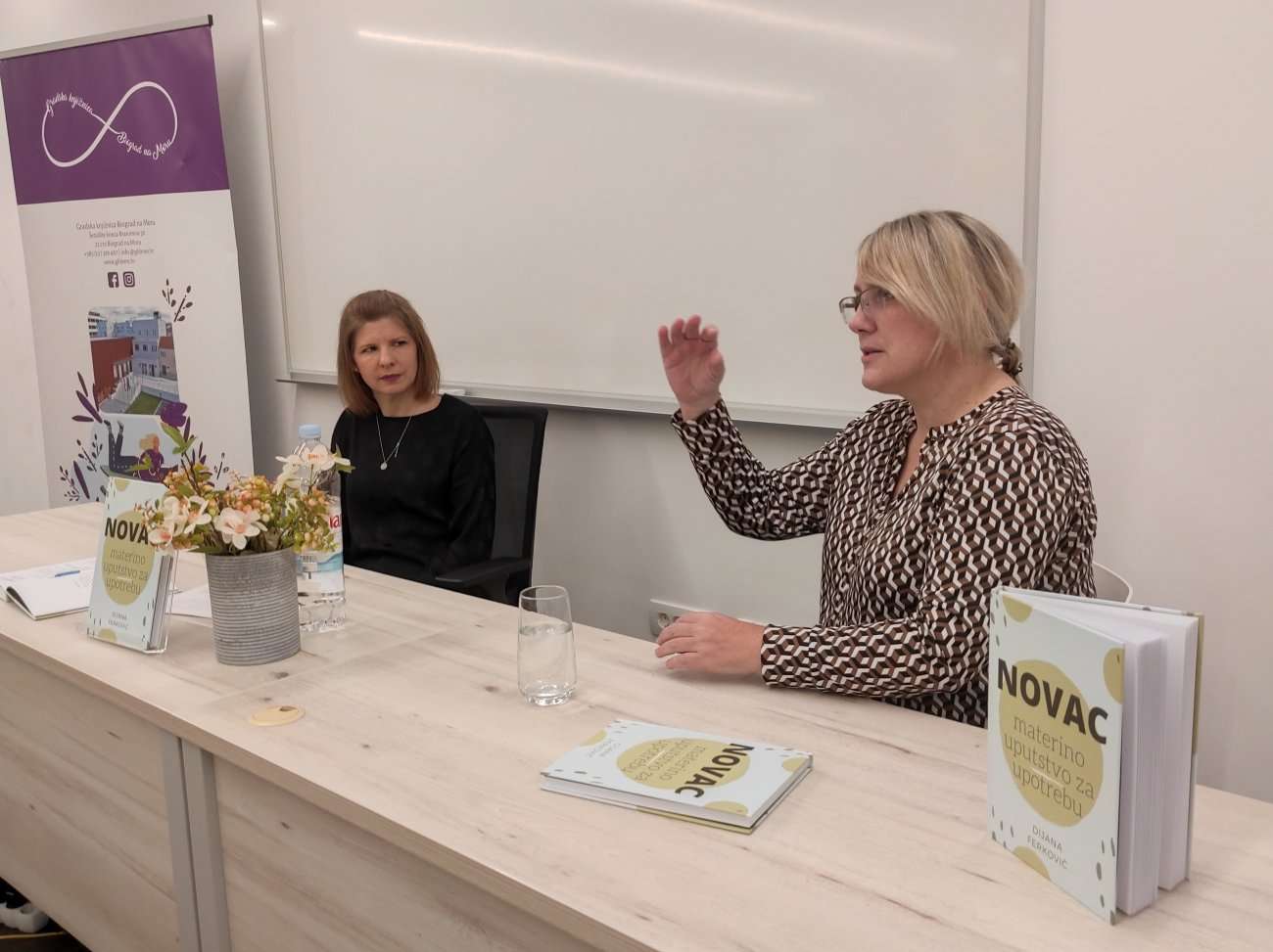 U Gradskoj knjižnici održana promocija knjige "Novac-materino uputstvo za upotrebu"