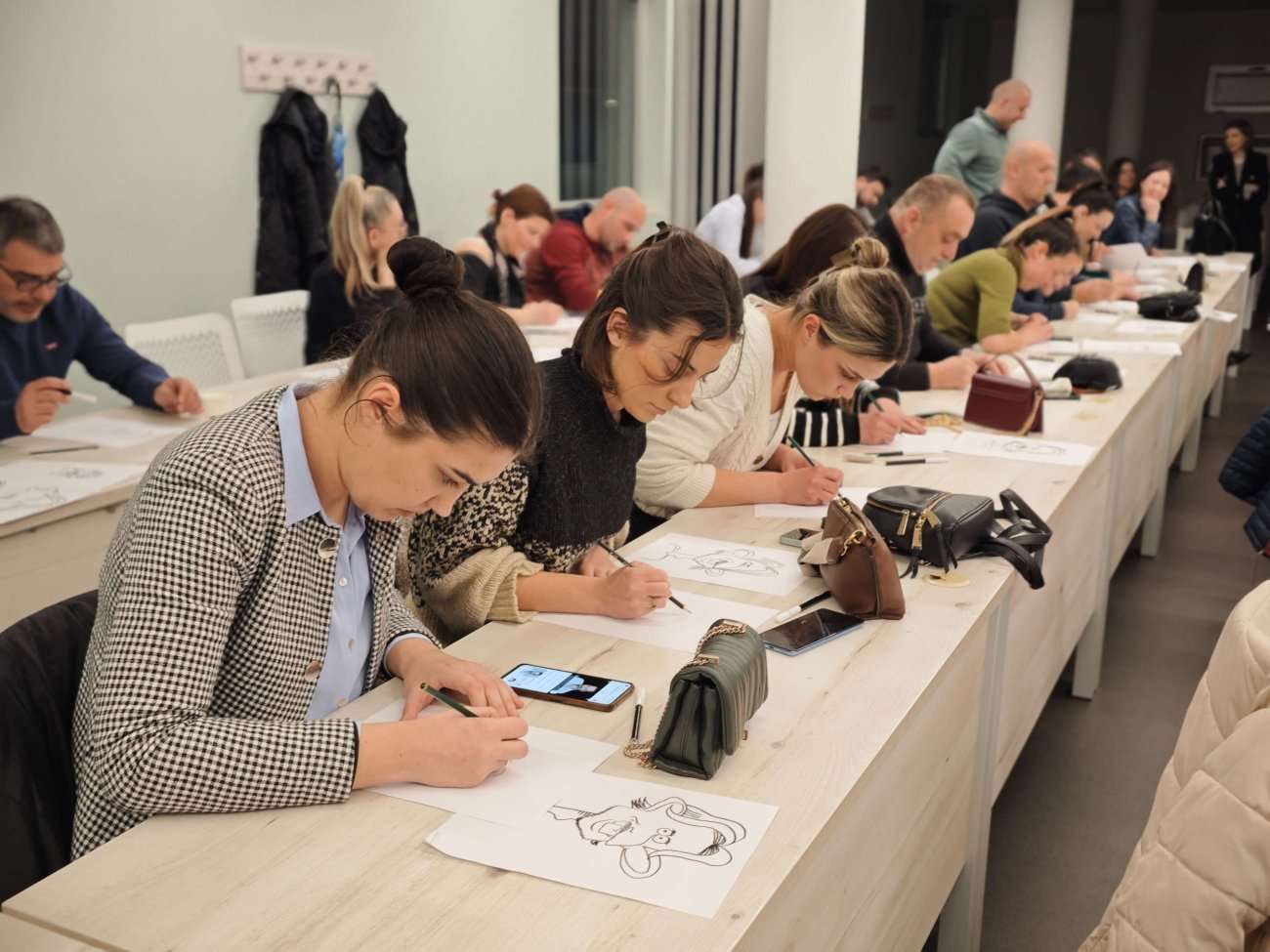 GRADSKA KNJIŽNICA POVODOM VALENTINOVA UGOSTILA POZNATOG KARIKATURISTA NIKA TITANIKA